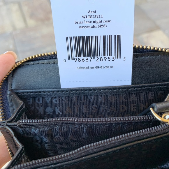 Gaby’sBags👜💕-Kate spade night rose coin wallet - Picture 6 of 6